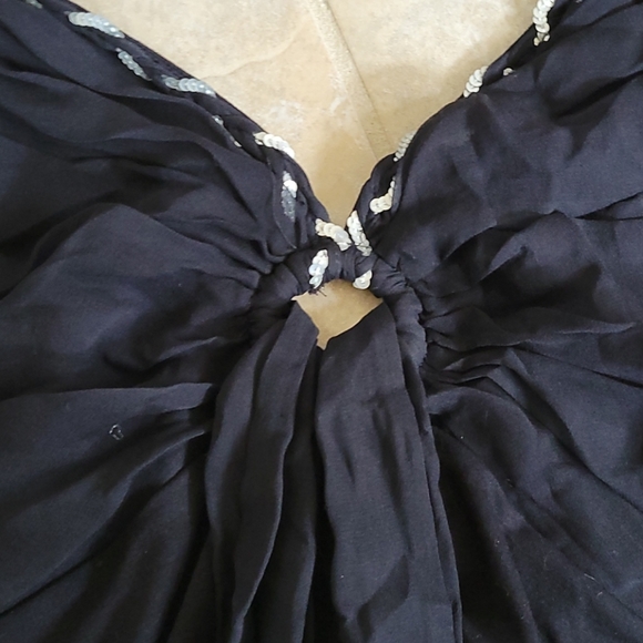 Arden B black Top - Picture 2 of 6